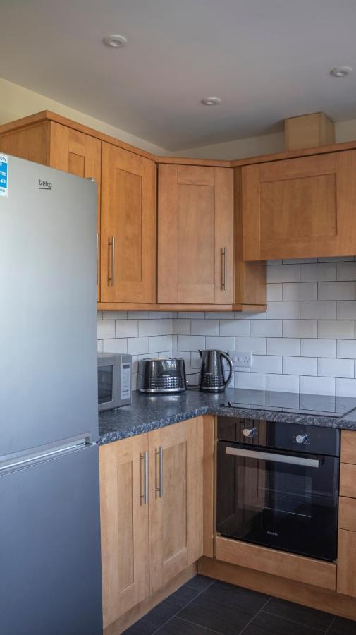 Lovely 3-Bedroom Apartment In Колчестер Екстер'єр фото