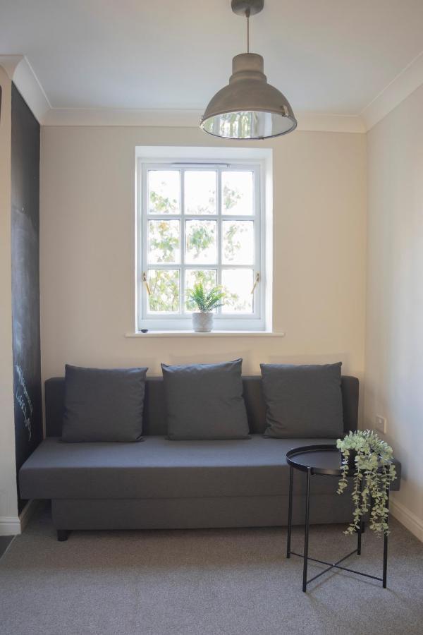 Lovely 3-Bedroom Apartment In Колчестер Екстер'єр фото